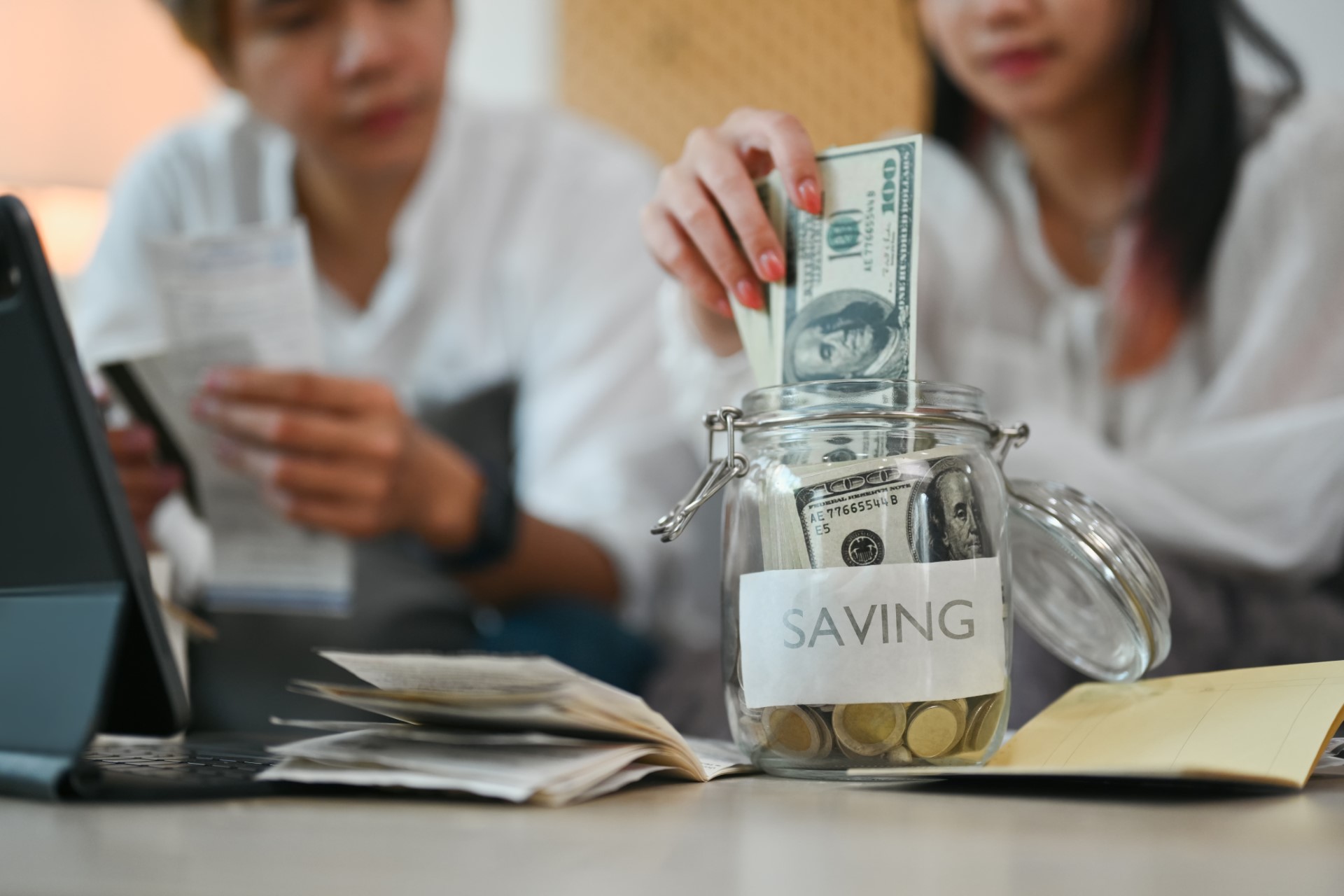 Leap Into Savings This February with Smart Insulation Choices in Chatt